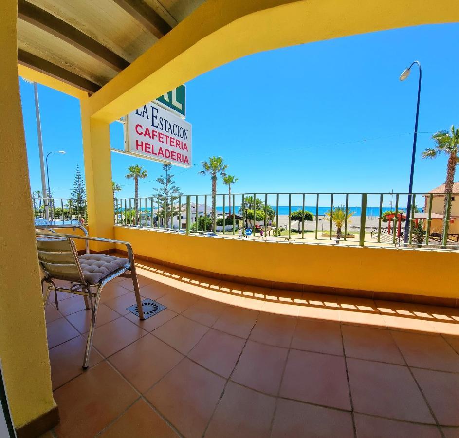 Hostal La Estacion ベナハラフェ エクステリア 写真